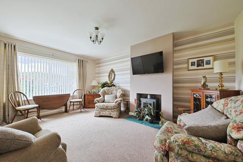 2 bedroom semi-detached bungalow for sale, Kirkway, Kirk Ella, Hull, HU10 7ND