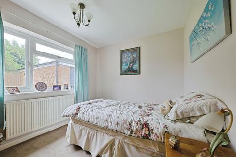 2 bedroom semi-detached bungalow for sale, Kirkway, Kirk Ella, Hull, HU10 7ND