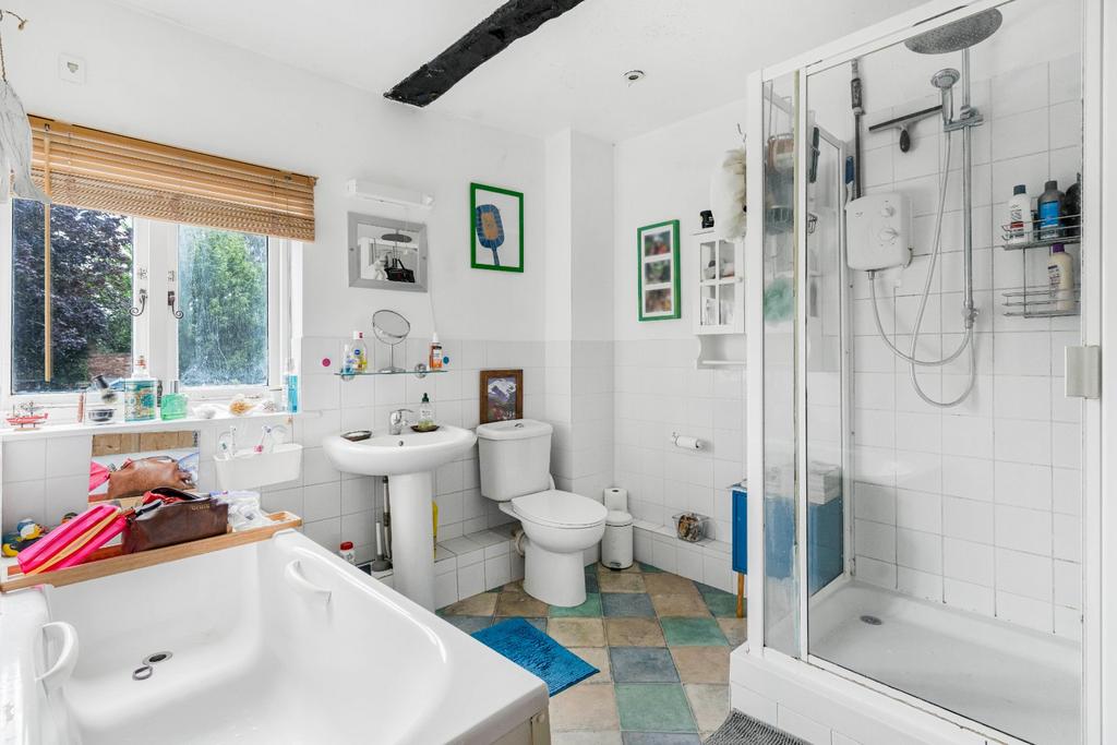Bathroom First Floor