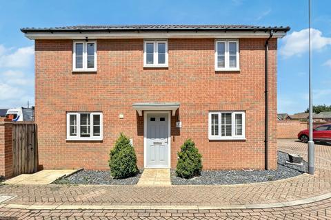4 Sandy Close, Great Blakenham, Ipswich, IP6 0GQ