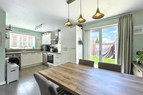 4 Sandy Close, Great Blakenham, Ipswich, IP6 0GQ