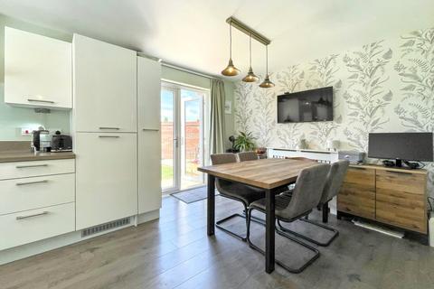 4 Sandy Close, Great Blakenham, Ipswich, IP6 0GQ