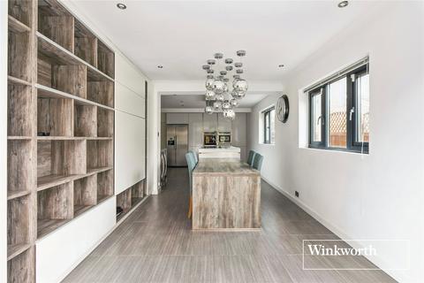 5 bedroom detached house for sale, Barnet Gate Lane, Arkley, Barnet, EN5