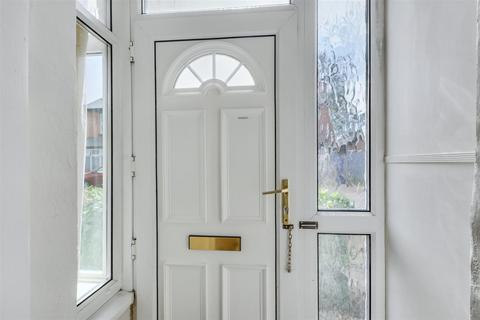 2 bedroom semi-detached house for sale, Alexandra Crescent, Beeston, Nottingham
