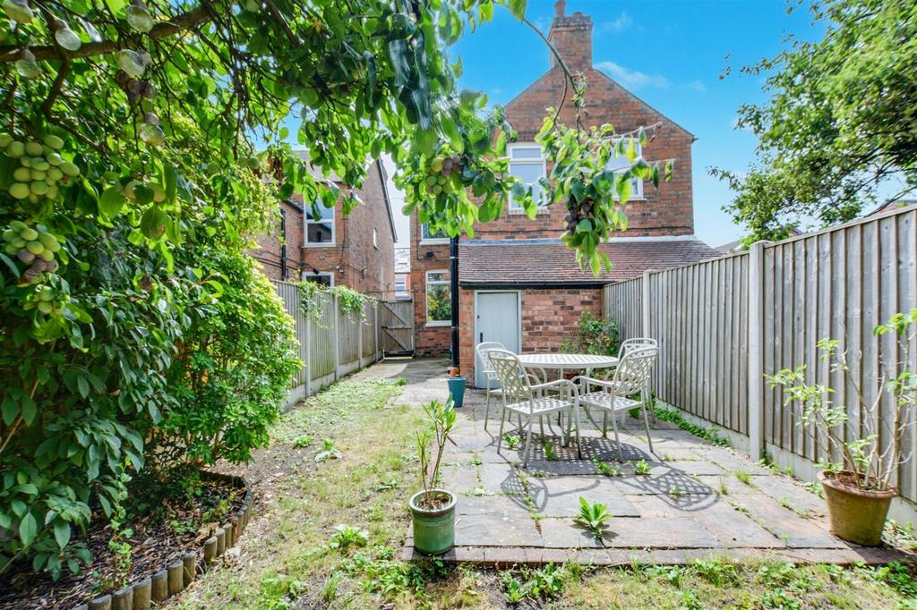 Garden 4.jpeg
