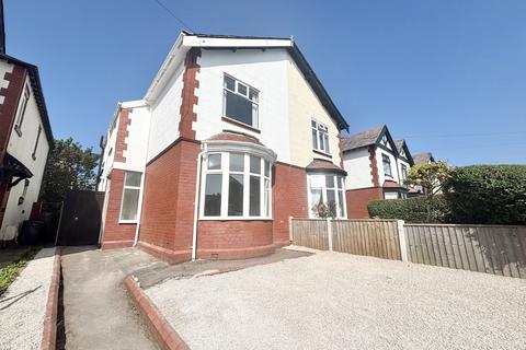 12 Edenvale Avenue, Bispham, Blackpool, FY2 9JZ