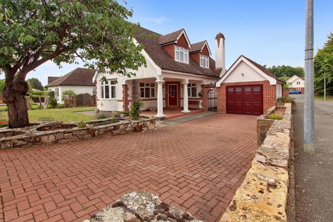 undefined, Ampthill Road, Shefford, SG17