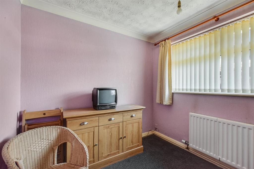 Bedroom 3 1.jpeg