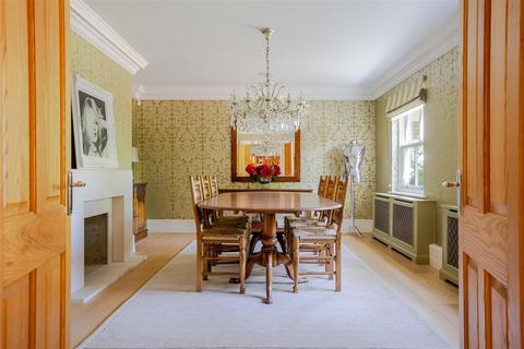 undefined, Queens Hill Rise, Ascot