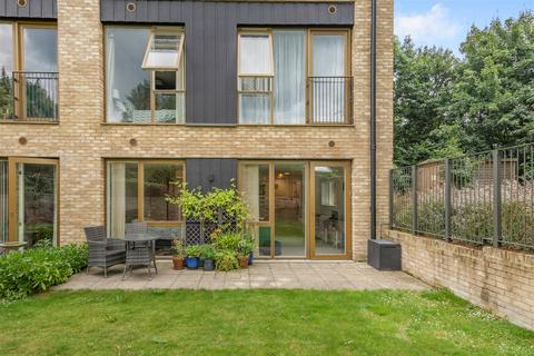 undefined, 16 The Orpines, Wateringbury