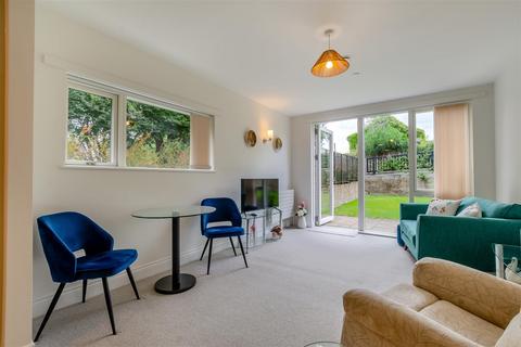 undefined, 16 The Orpines, Wateringbury