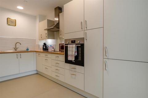 undefined, 16 The Orpines, Wateringbury