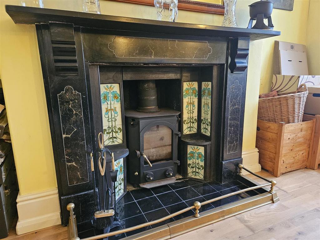 Fireplace.jpg