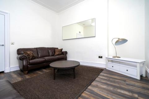 2 bedroom flat to rent, Justice Street, City Centre, Aberdeen, AB11