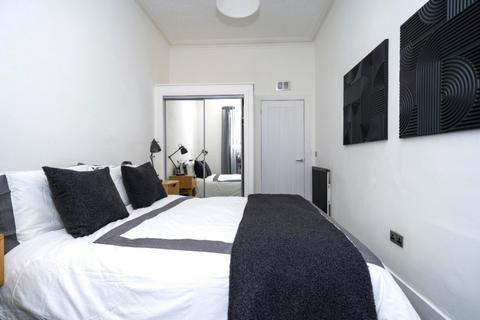 2 bedroom flat to rent, Justice Street, City Centre, Aberdeen, AB11