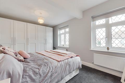 10 Oaklands Close, Bexleyheath, DA6 7AP