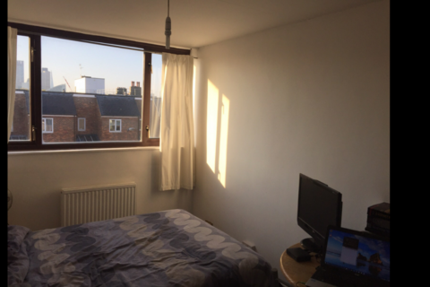 1 bedroom in a flat share to rent, Crondall Street, Hoxton, Dalston, London, N1