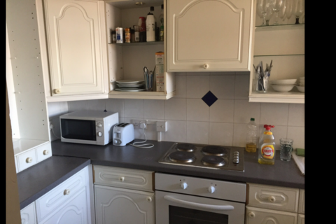 1 bedroom in a flat share to rent, Crondall Street, Hoxton, Dalston, London, N1