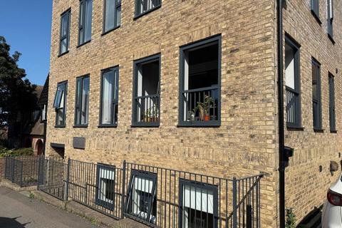 Flat 1, 5 Carlton Avenue, Broadstairs, CT10 1AB