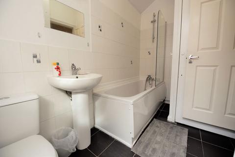 5 bedroom house to rent, Cardigan Road - 5 Bed, Leeds