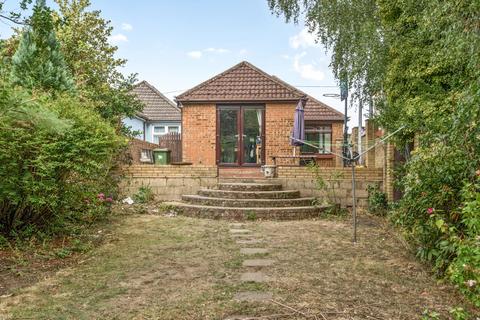 28 Bath Road, Southampton, SO19 5EU