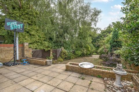 28 Bath Road, Southampton, SO19 5EU