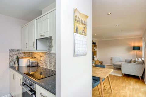 84 Amersham Road, Caversham, Reading, RG4 5NA