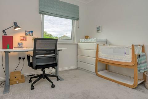 84 Amersham Road, Caversham, Reading, RG4 5NA