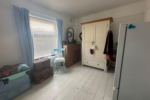 2 bedroom ground floor flat for sale, Hele Road, Torquay, TQ2 7QG
