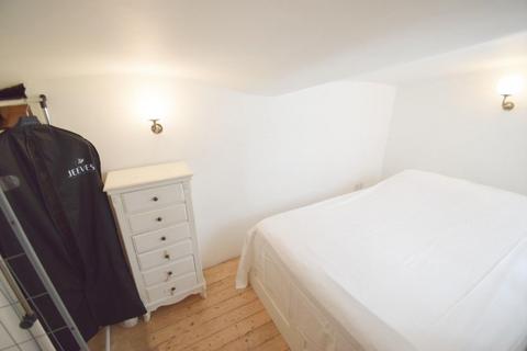 1 bedroom apartment to rent, 2 Leinster Square, LONDON W2