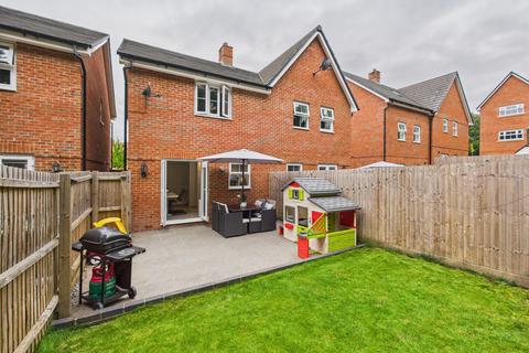 3 Jay Close, Hemel Hempstead, HP3 0GJ