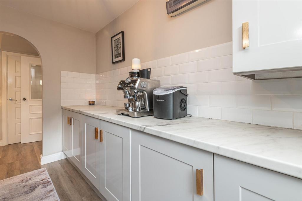 38 - 9 Hazel Fold BD13 2 FE.jpg