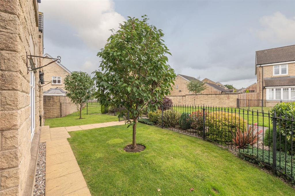 28 - 9 Hazel Fold BD13 2 FE.jpg
