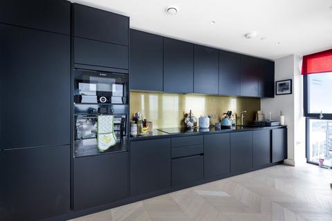 2 bedroom flat for sale, The Waterman, 5 Tidemill Square, Lower Riverside, Greenwich Peninsula, SE10