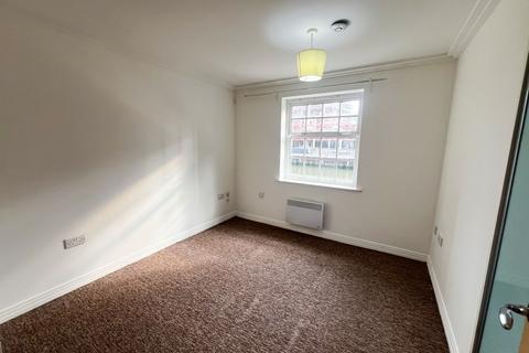 2 bedroom flat to rent, Abbey Road, Barking, IG11