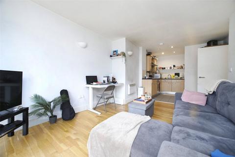 1 bedroom flat to rent, Artichoke Hill, London, E1W