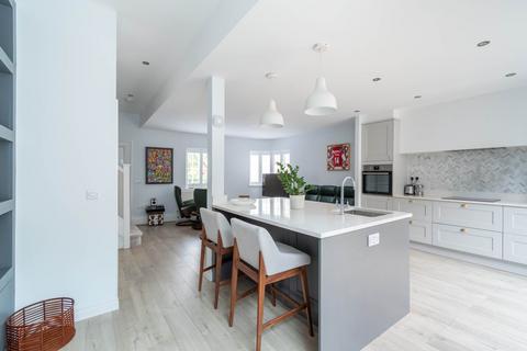 3 bedroom semi-detached house to rent, Pembroke Grove, Clifton, Bristol
