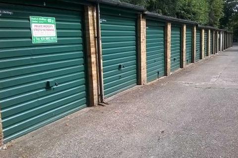 Garage to rent, Crescent West, Barnet EN4