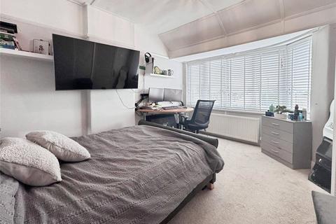 8 Lavernock Road, Bexleyheath, DA7 5AJ