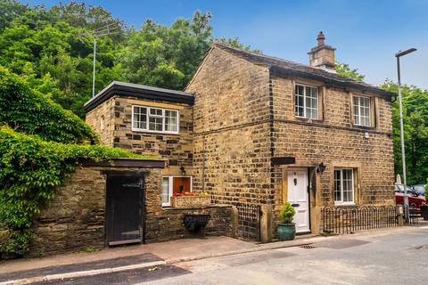 Thunderbridge Lane, Kirkburton, HD8