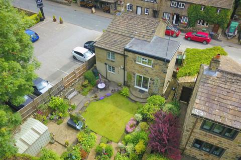 3 bedroom cottage for sale, Thunderbridge Lane, Kirkburton, HD8