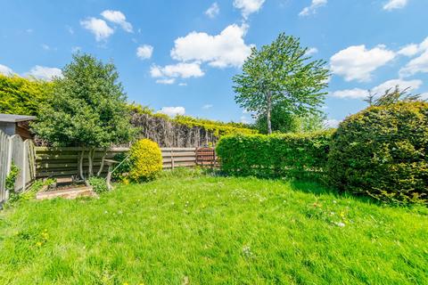 3 bedroom terraced house for sale, Manorstead, Skelmanthorpe, HD8