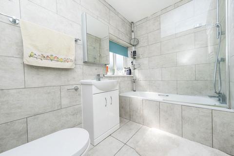3 bedroom terraced house for sale, Manorstead, Skelmanthorpe, HD8