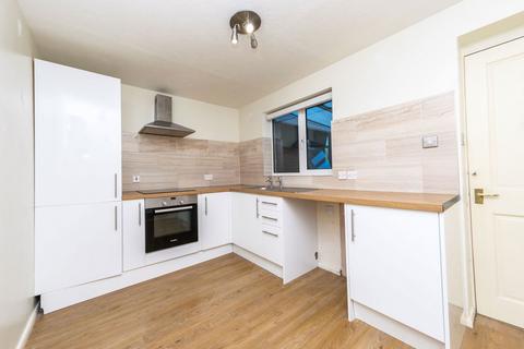 3 bedroom terraced house for sale, Hawthorne Way, Shelley, HD8