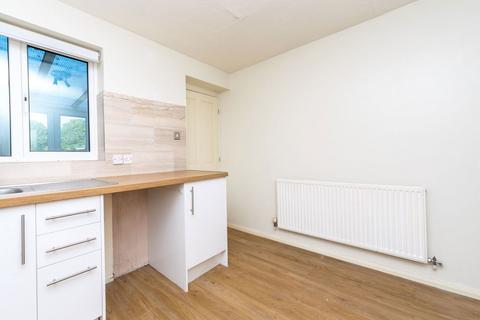 3 bedroom terraced house for sale, Hawthorne Way, Shelley, HD8