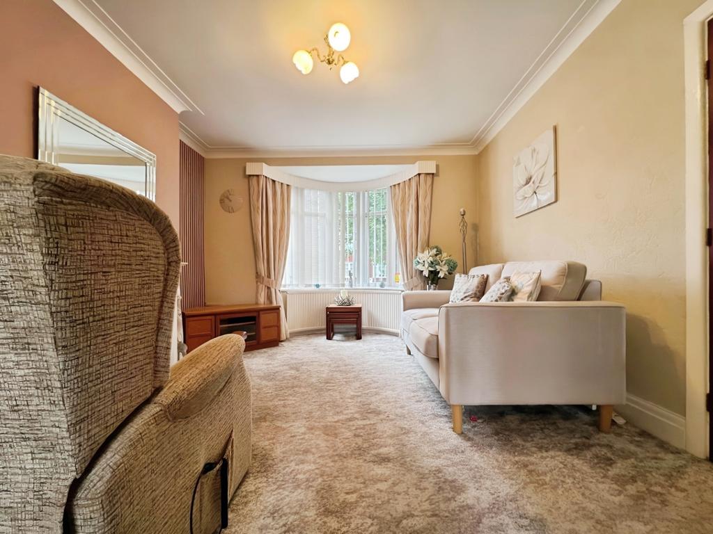 Pbox-living room-314761.jpeg