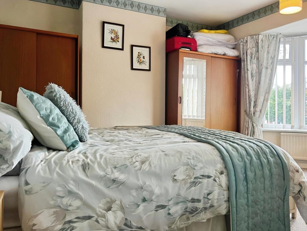 Pbox-bedroom-314761.jpeg