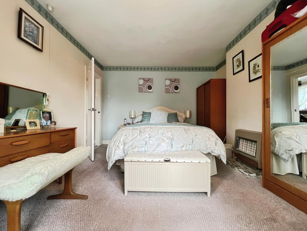 Pbox-bedroom-314761.jpeg