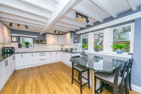 4 bedroom barn conversion for sale, The Old Barn, Turnshaw Road, Kirkburton, HD8