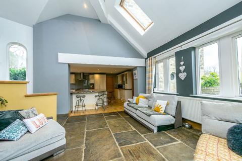 4 bedroom detached house for sale, Glade Manor, Lane Head Lane, Kirkburton, HD8